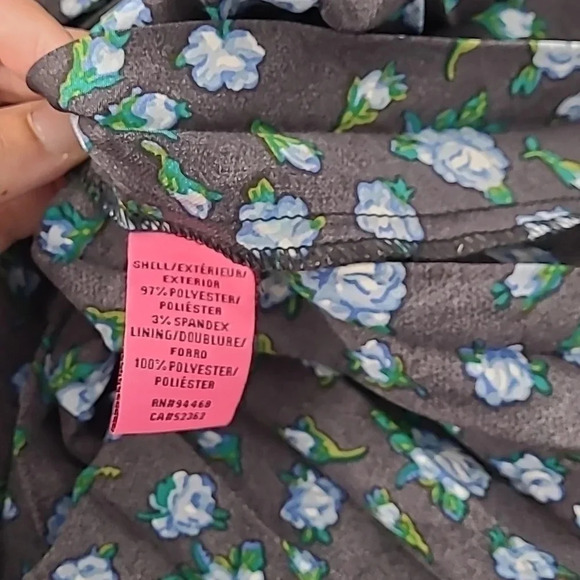 Betsey Johnson Satin Pleated Floral Printed Midi Dress - Picture 13 of 13